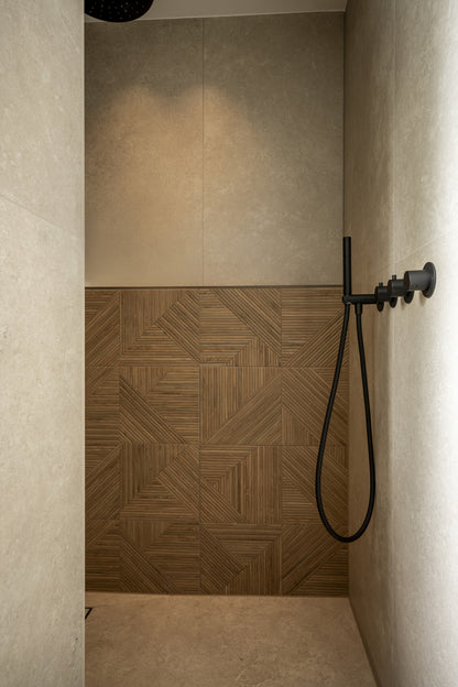 Revestimiento Pasta Blanca Tangram Walnut 31.6x100 (Efecto Madera 3D) - Colorker