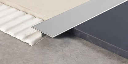 Novosepara 4 Alu. 25x2500 Plata mate-13